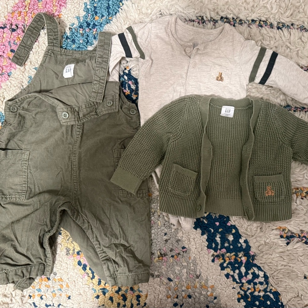 GAP Baby Boy Outfit Bundle 3pc Size 3M Overalls + Cardigan + Bodysuit